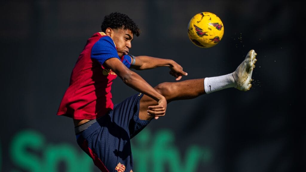 “Reaching Messi's level is impossible” – Lamine Yamal brushes off comparison with Barcelona legend 10 Lamine Yamal in training for FC Barcelona